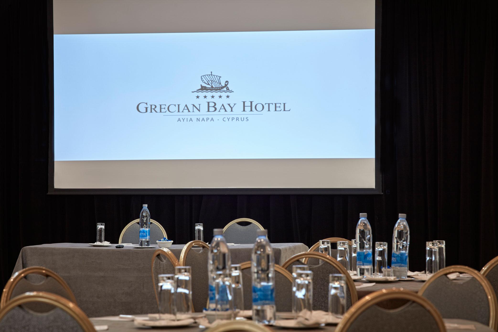 אתר נופש Grecian Bay