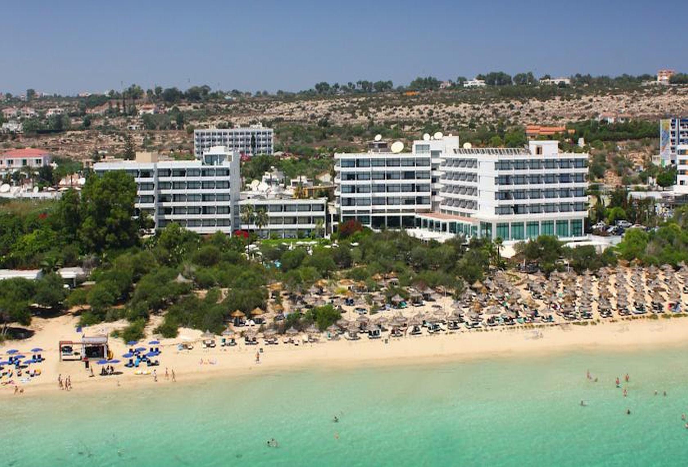 אתר נופש Grecian Bay איה נאפה