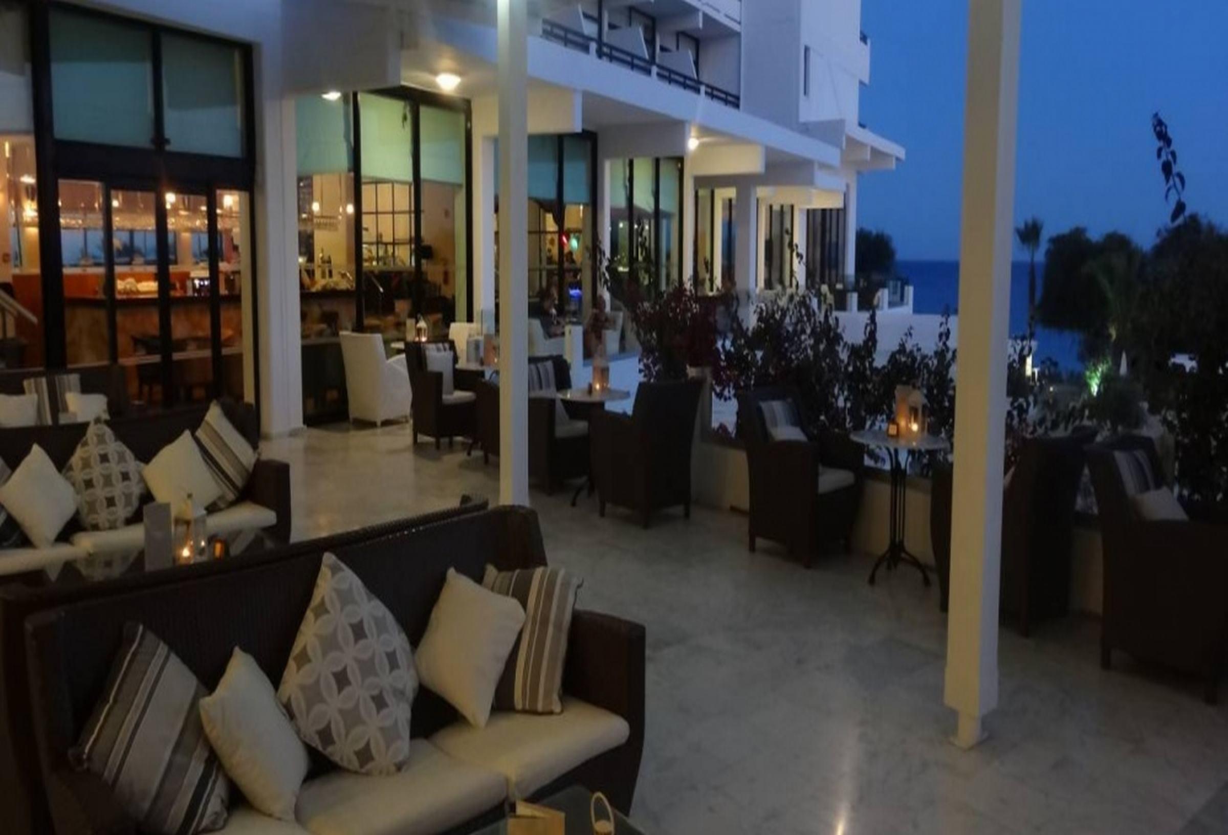 אתר נופש Grecian Bay